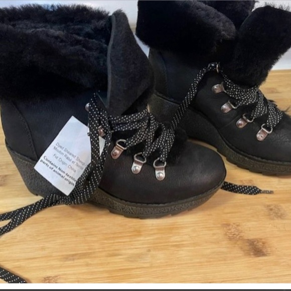 NWT J.Crew Nordic Boots ❤️ - Picture 2 of 5